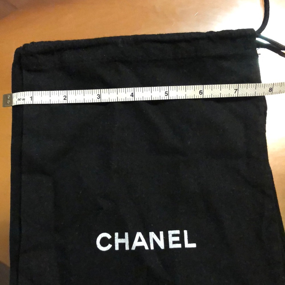 Chanel 100% Authentic - Picture 5 of 6